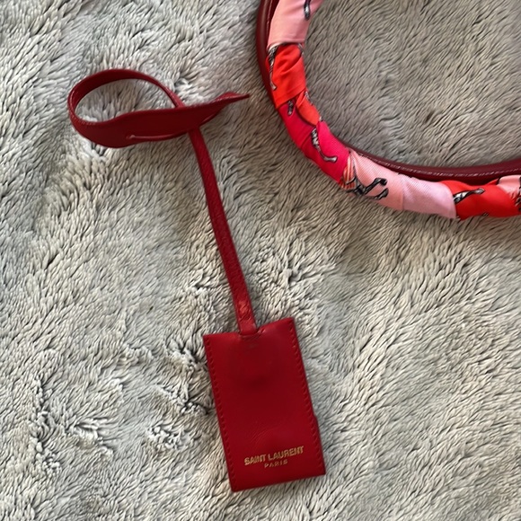 Medium Classic YSL Cabas bag RED w/ twilly scarf - Picture 4 of 16